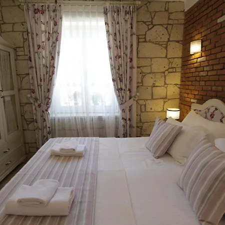 Alanarin Hotel 2*