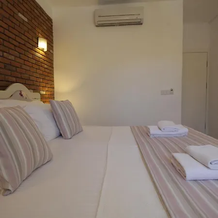 Alanarin Hotel 2*
