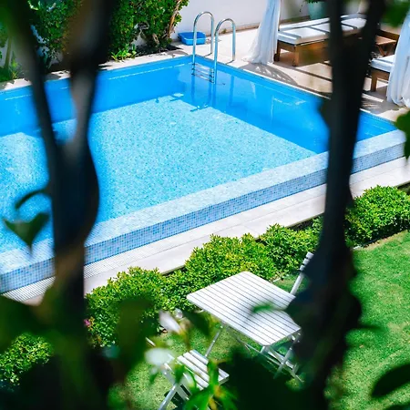 Alanarin Hotel