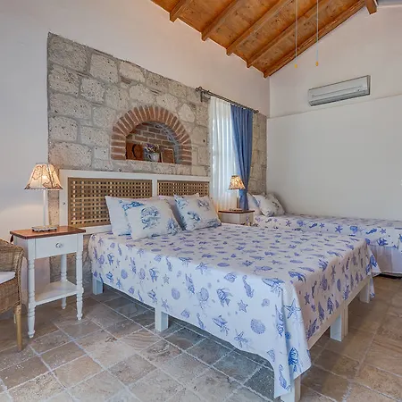 Hotel Alanarin 2*