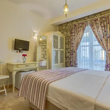 Alanarin Hotel