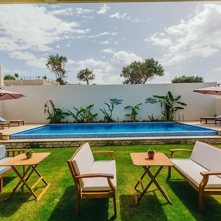 Alanarin Hotel
