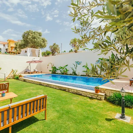 Ξενοδοχείο Alanarin 2*