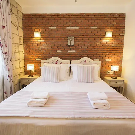 Hotel Alanarin 3*