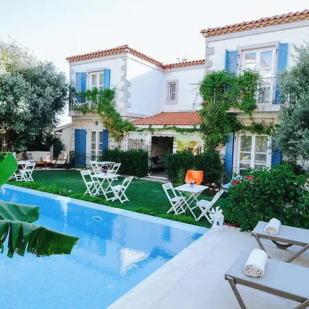 Alanarin Hotel 3*