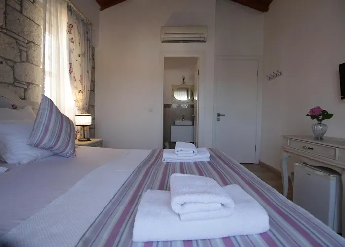 Ξενοδοχείο Alanarin 2*